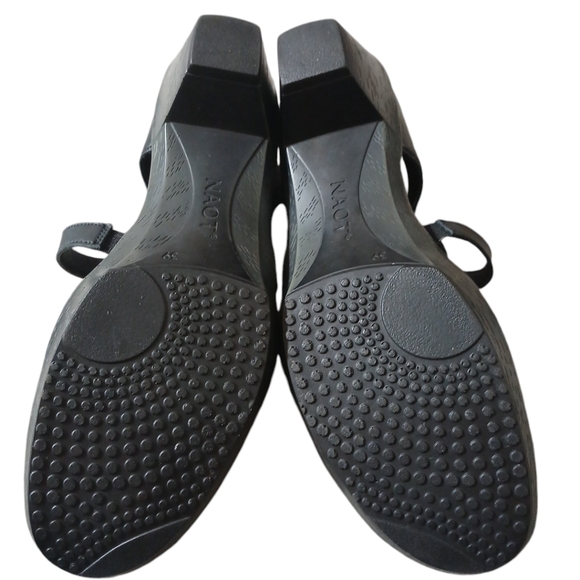 Naot Surreal Mary Jane Black Leather Sandals Women’s size 8 - Picture 8 of 10